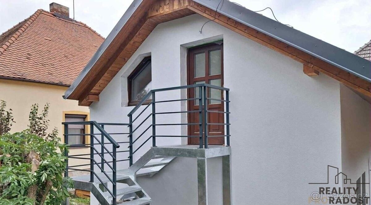 Byty, Velká nad Veličkou, 696 74