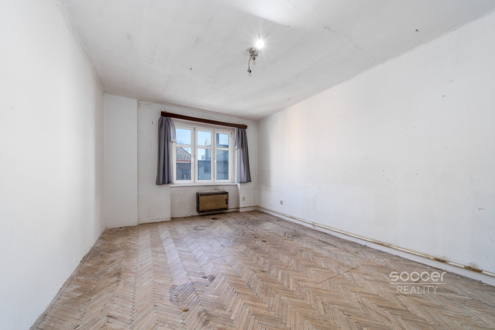 2+kk, Čerpadlová, Praha, 50 m²