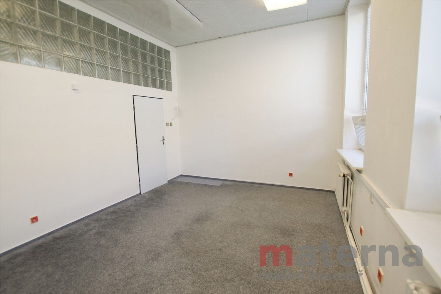 Kancelář · 18 m² · Praha, okres Praha 9, Hlavní město Praha - 3