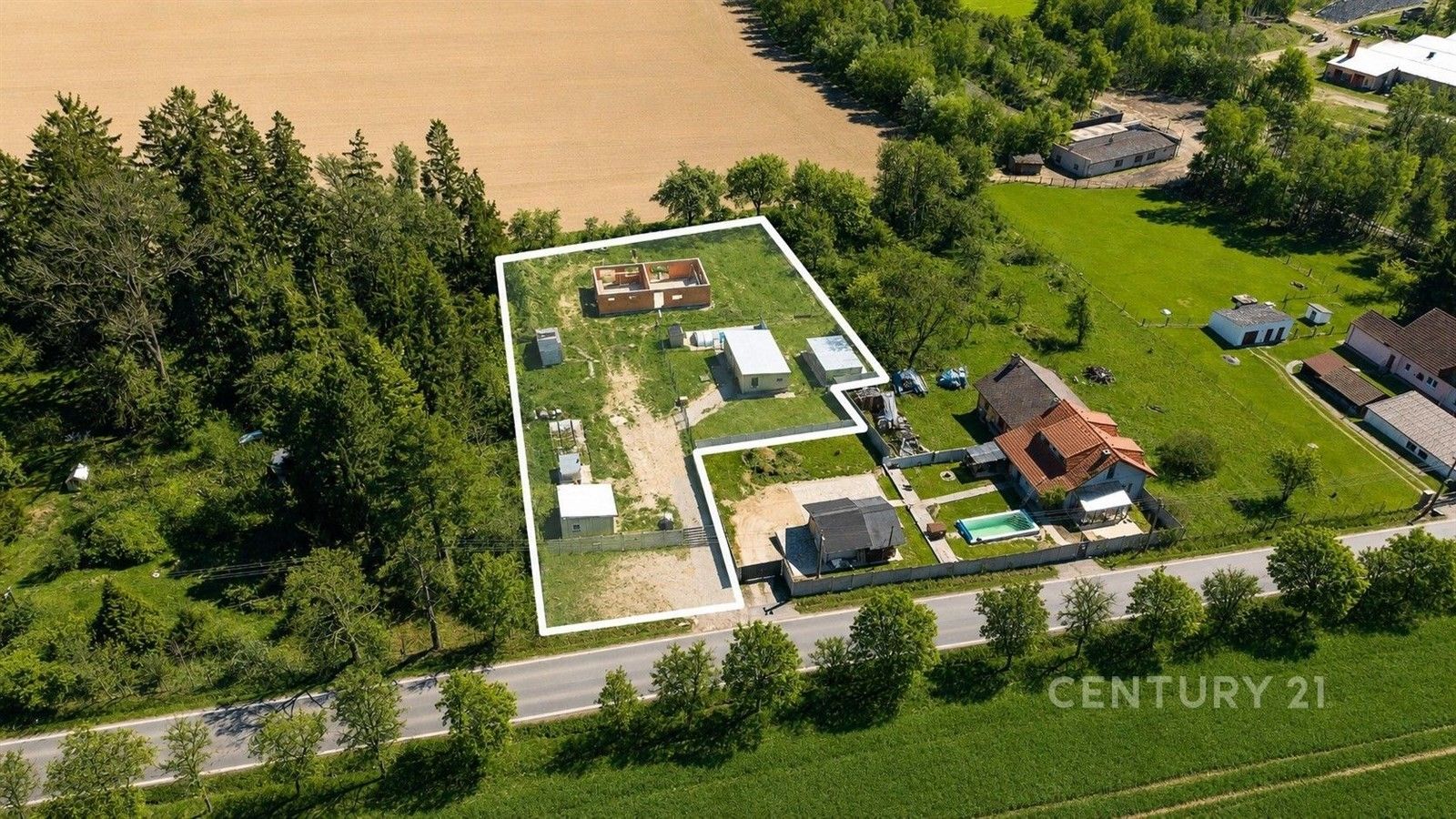 Pozemek pro bydlení, 3 208 m²
