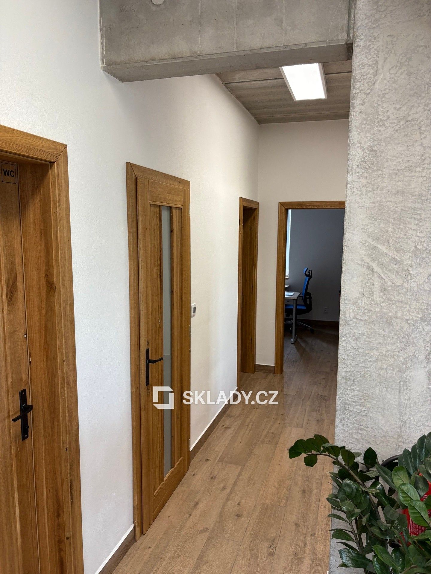 Pronájem sklad - Všechromy, Strančice, 1 m²