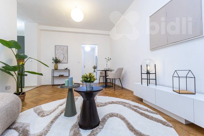 Prodej byt 1+1 - Dobrovského, Praha, 48 m²