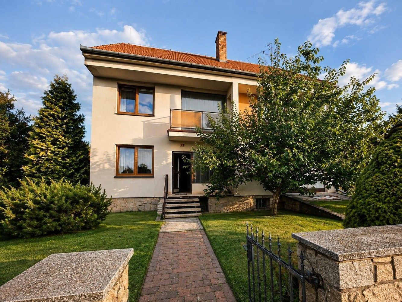 Rodinné domy, Březník, okres Třebíč, 240 m² - 2