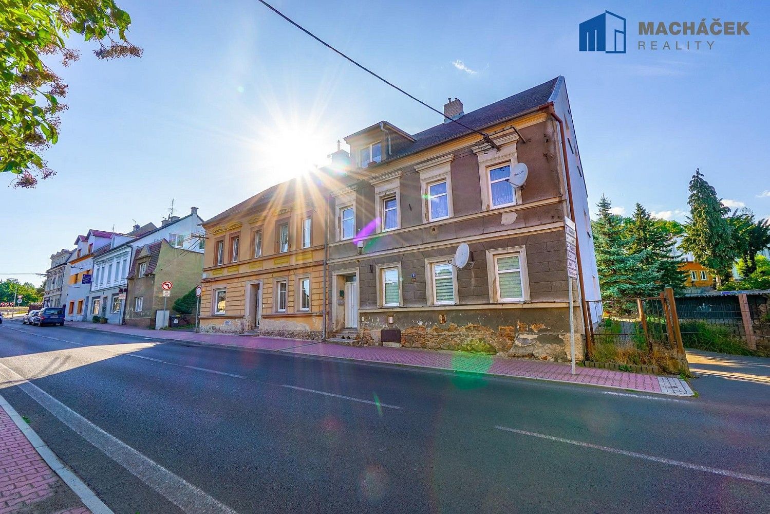 Prodej rodinný dům - Krušnohorská, Dubí, okres Teplice, 221 m² - 2