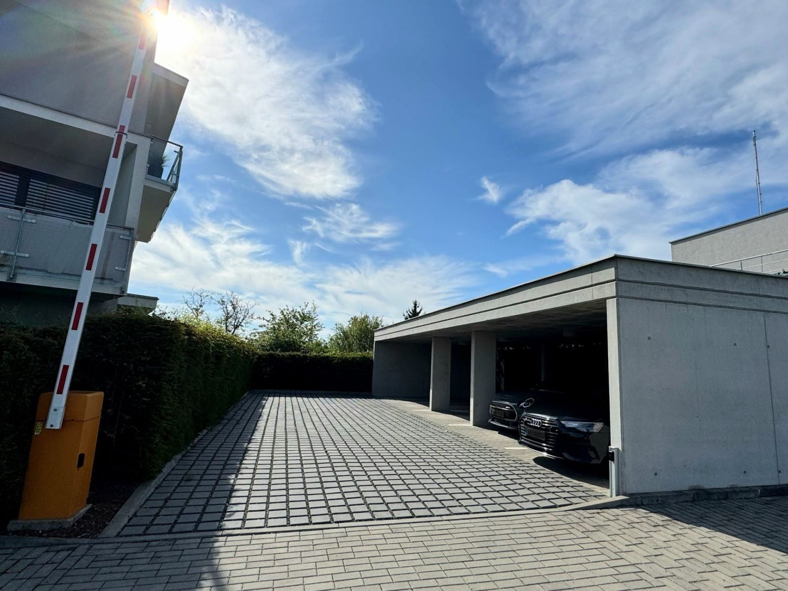 Garáže, Menšíkova, Brno - Sadová, Jihomoravský kraj, 15 m² - 2