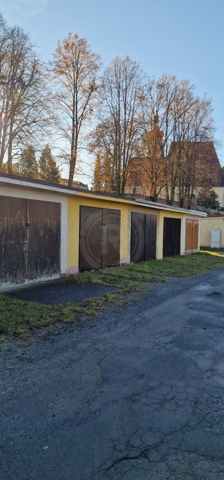 Pronájem garáž - Tyršovo nábřeží, Trhové Sviny, 20 m²