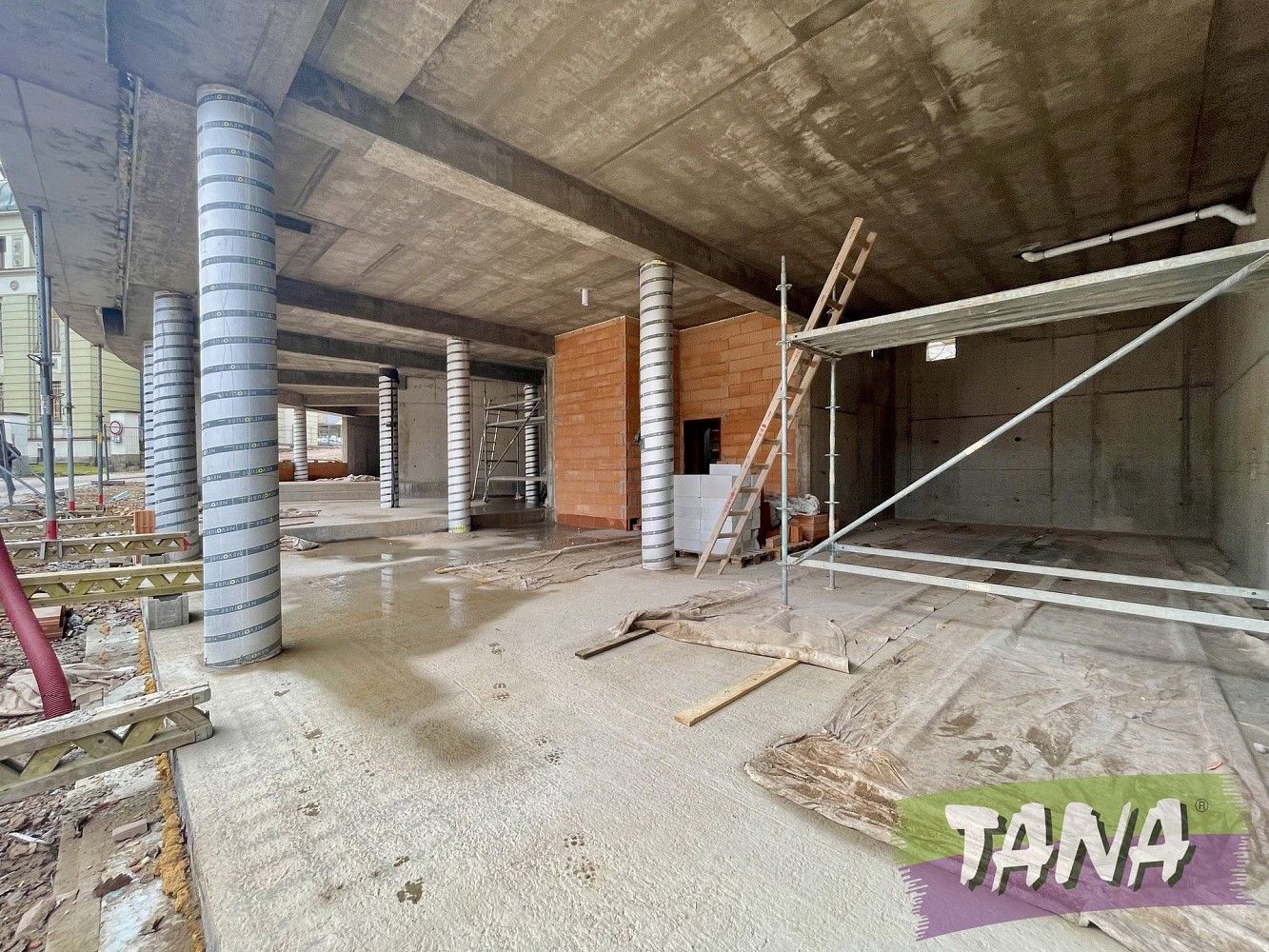 Obchodní prostory · 335 m² · Dvůr Králové nad Labem, okres Trutnov, Královéhradecký kraj - 3