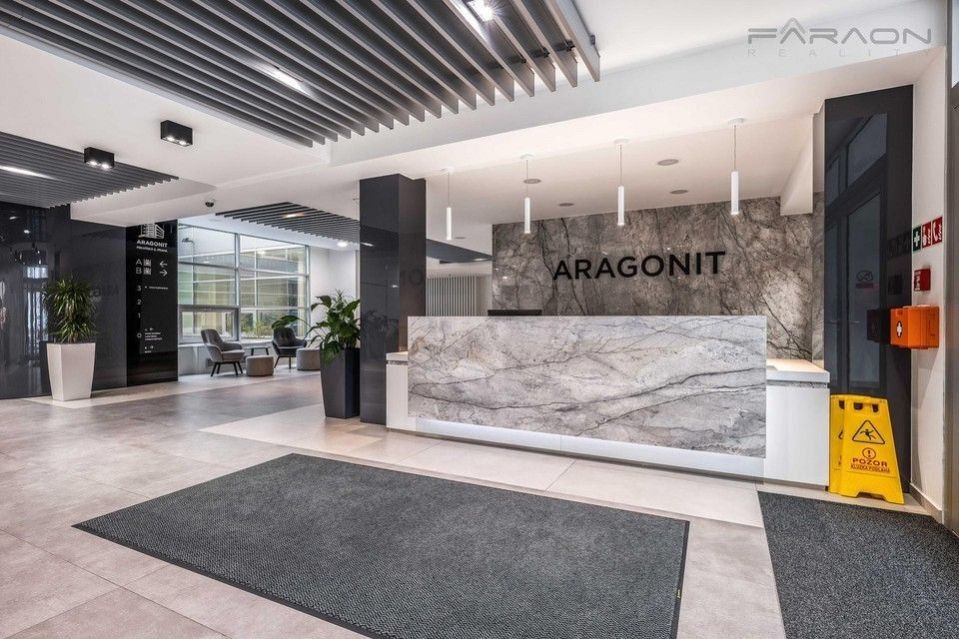 Pronájem kancelář - Pekařská, Praha, 188 m²