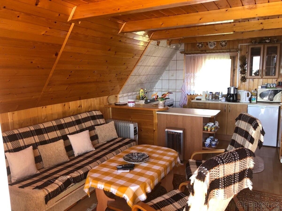 Chaty, 987 66, Zahraničí - 2