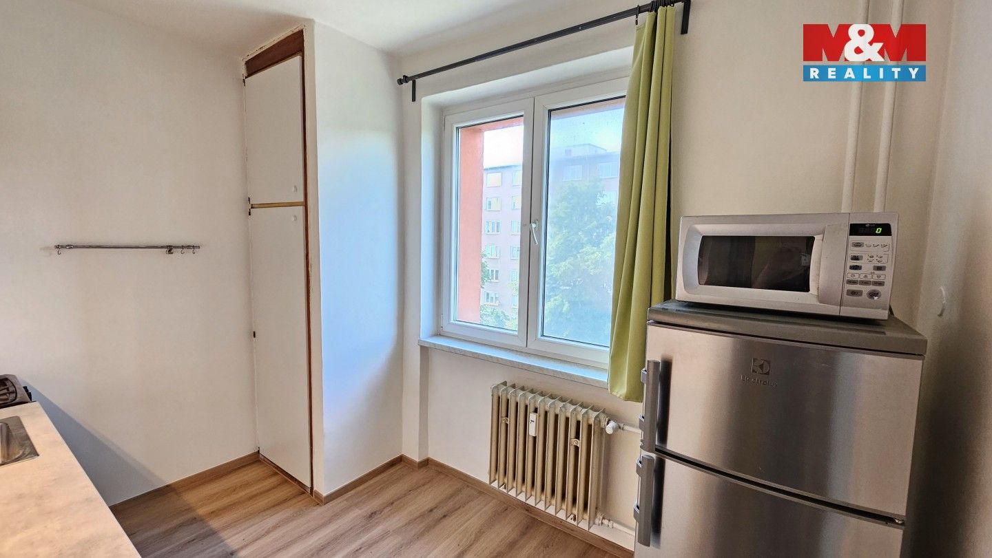 Prodej byt 2+1 - Mochovská, Praha, 52 m²