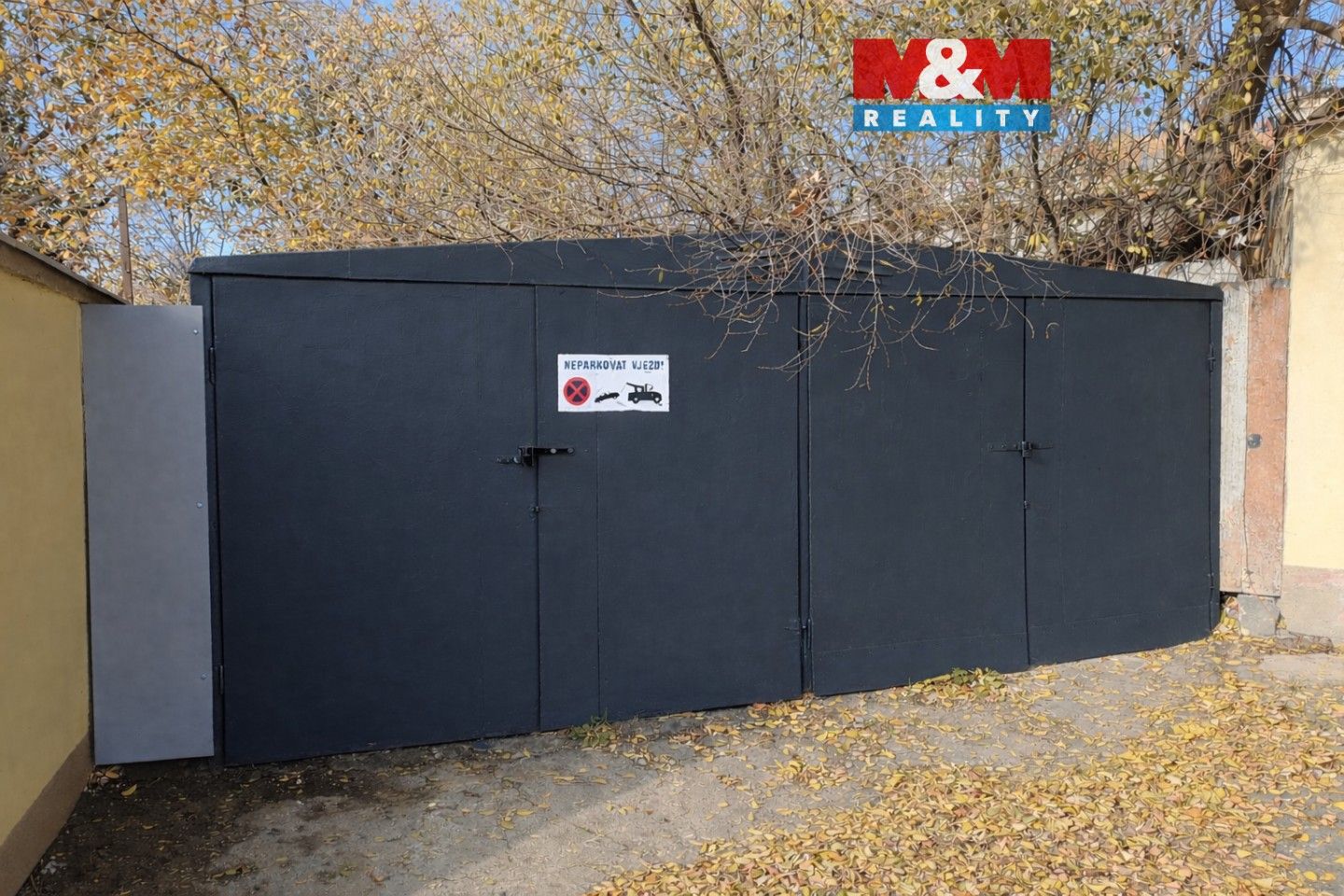Garáže, Závišova, Praha, 50 m²