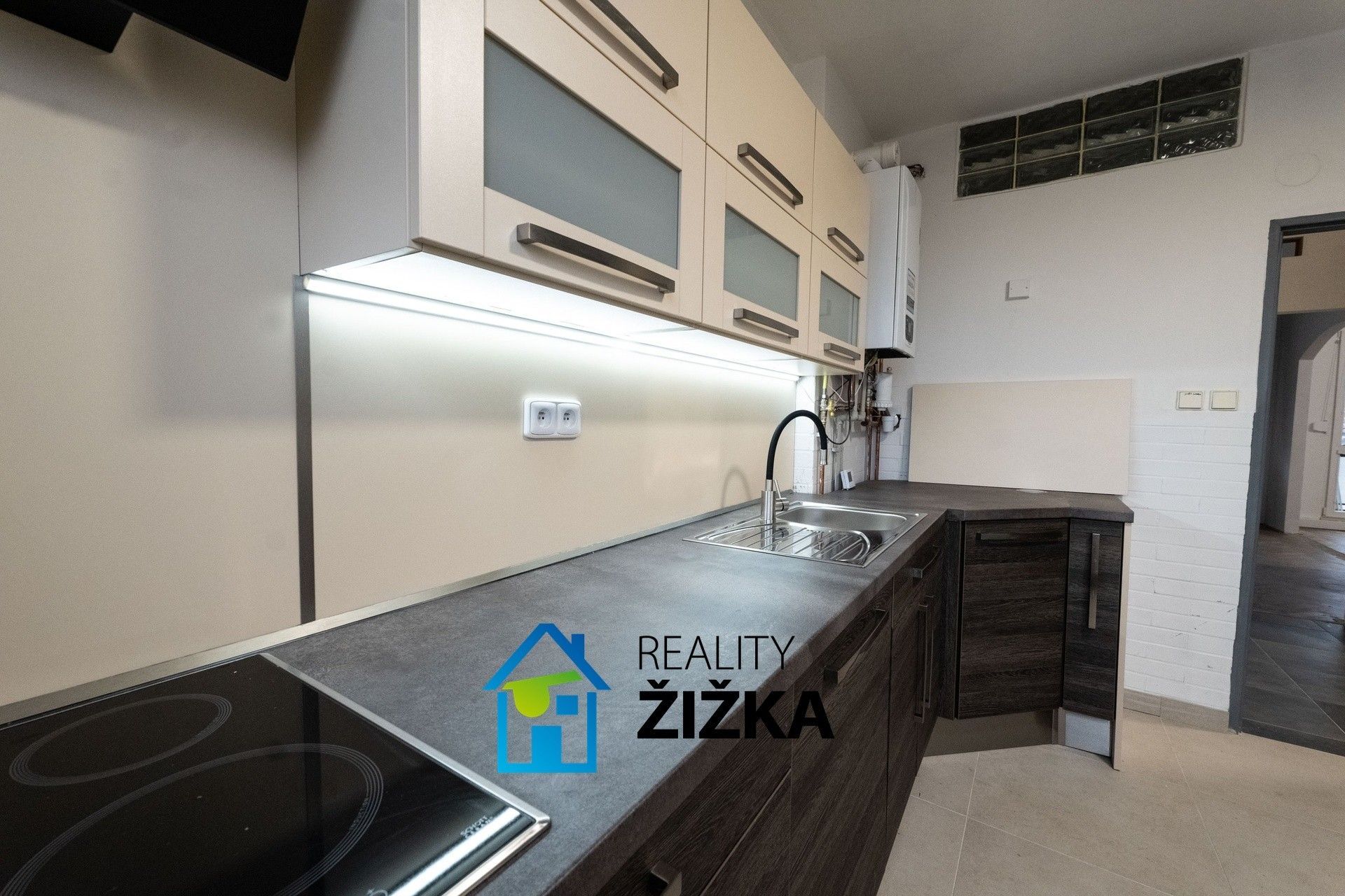 3+1, Velešovická, Rousínov, 77 m²