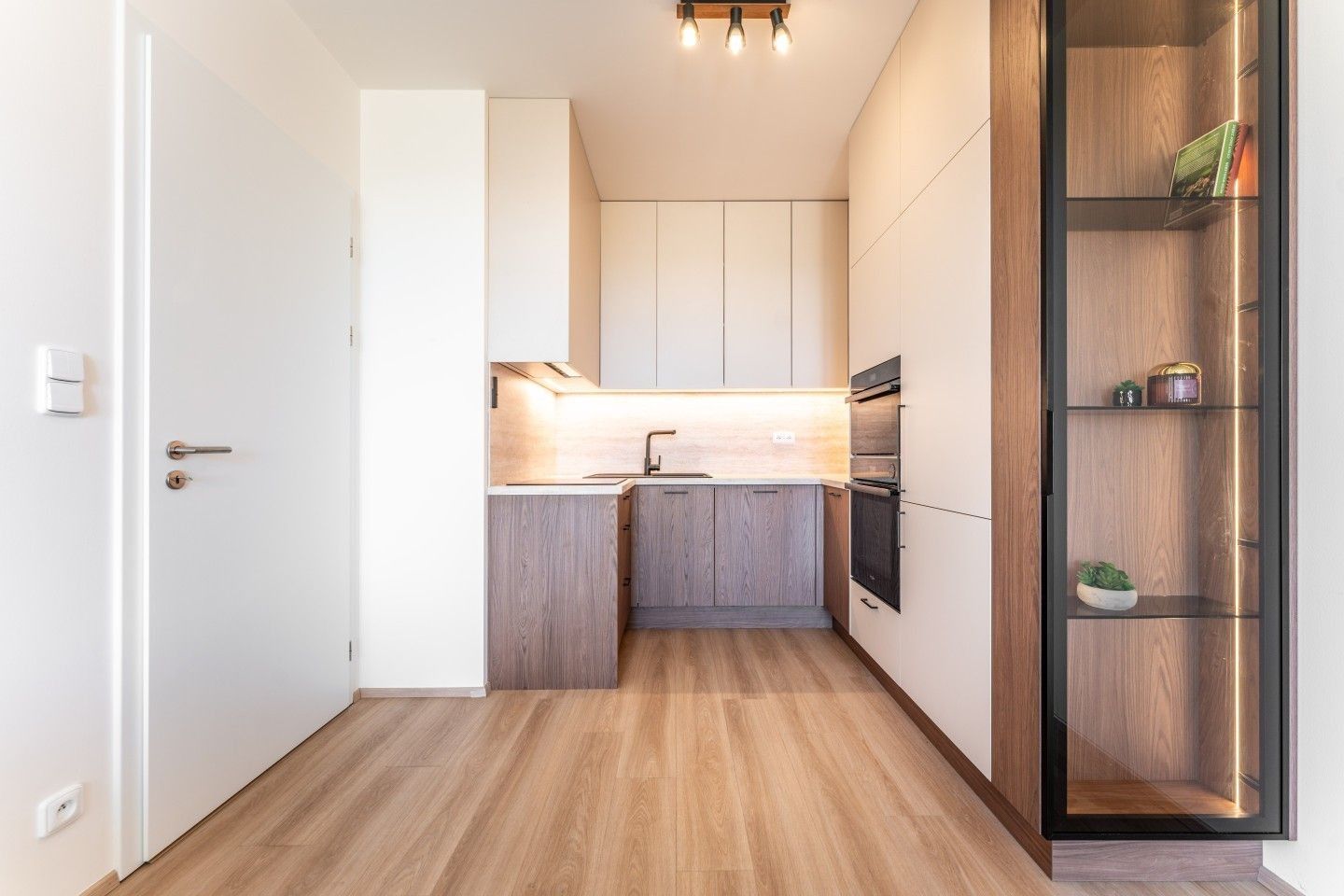 3+kk, Thomasova, Praha - Třebonice, 68 m² - 2