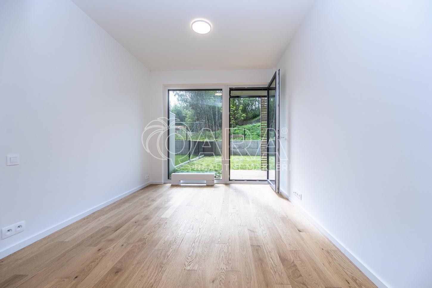 Byt 2+kk · 50 m² · Kárníkova  , Praha - 3