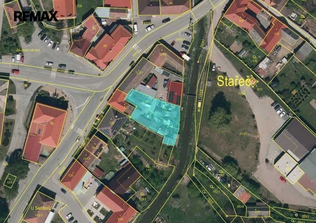 Zahrady, Stařeč, 696 m² - 2