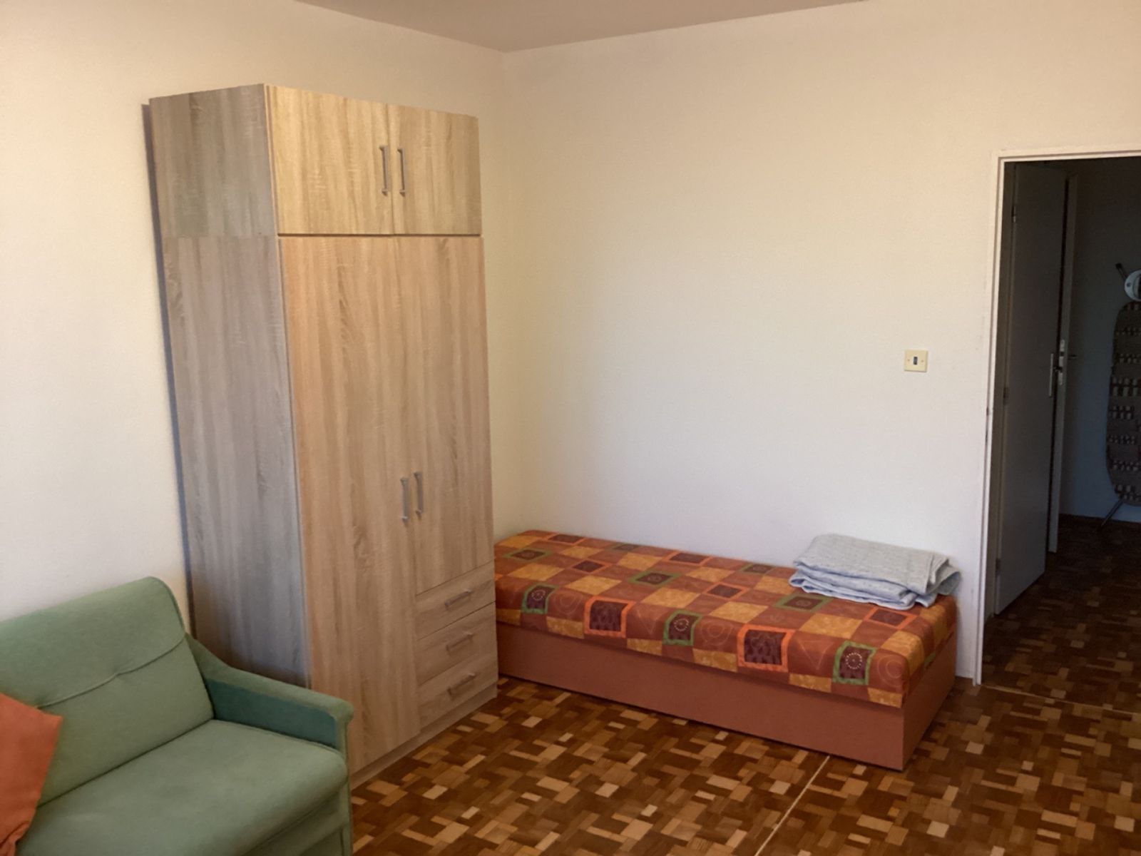 3+1, U Jezera, Praha - Stodůlky, 15 m² - 2