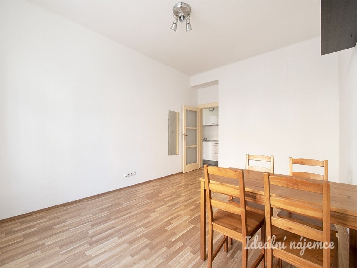 Byt 2+1 · 56 m² · Novovysočanská, Praha - 4