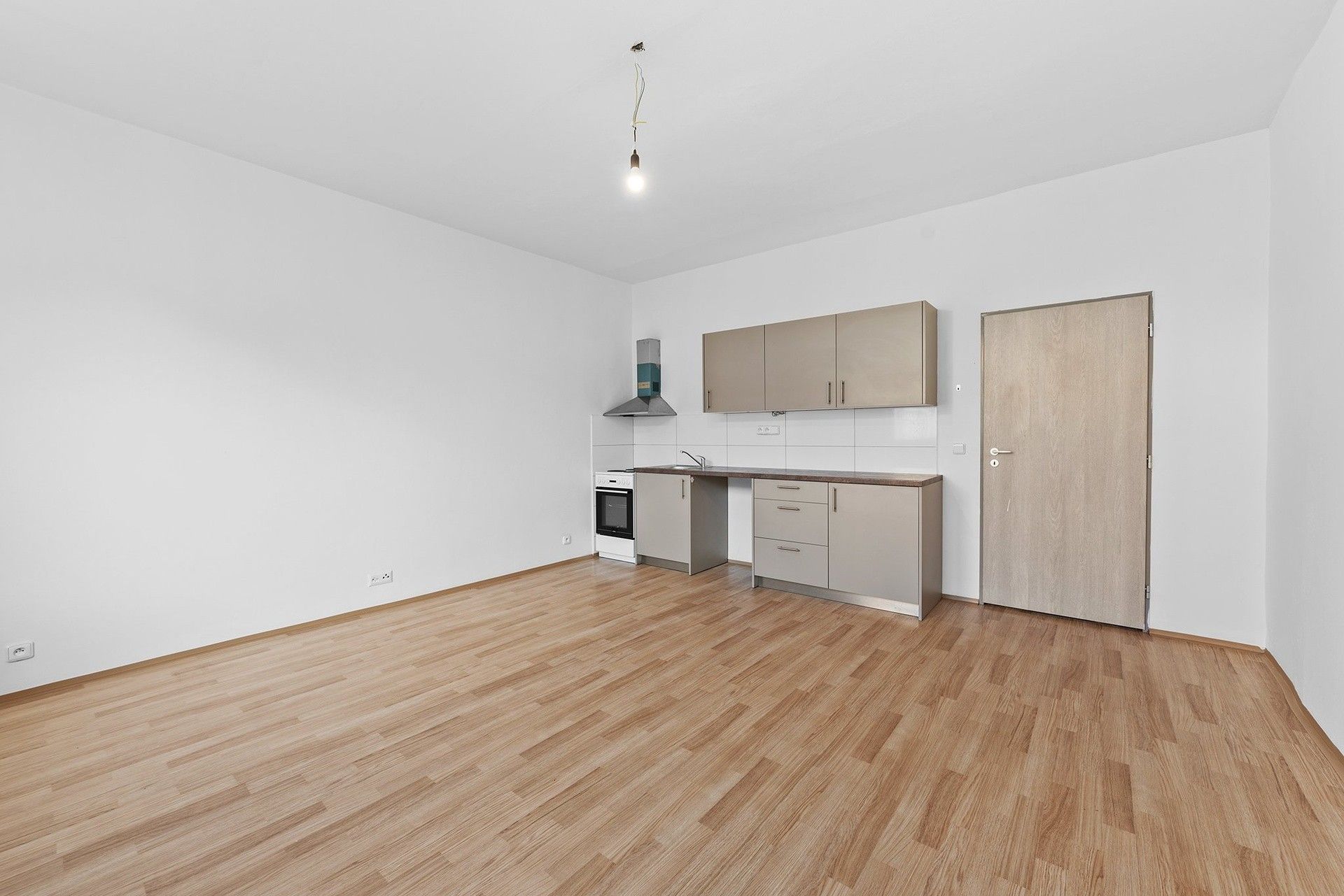 1+kk, Fučíkova, Terezín, 32 m²