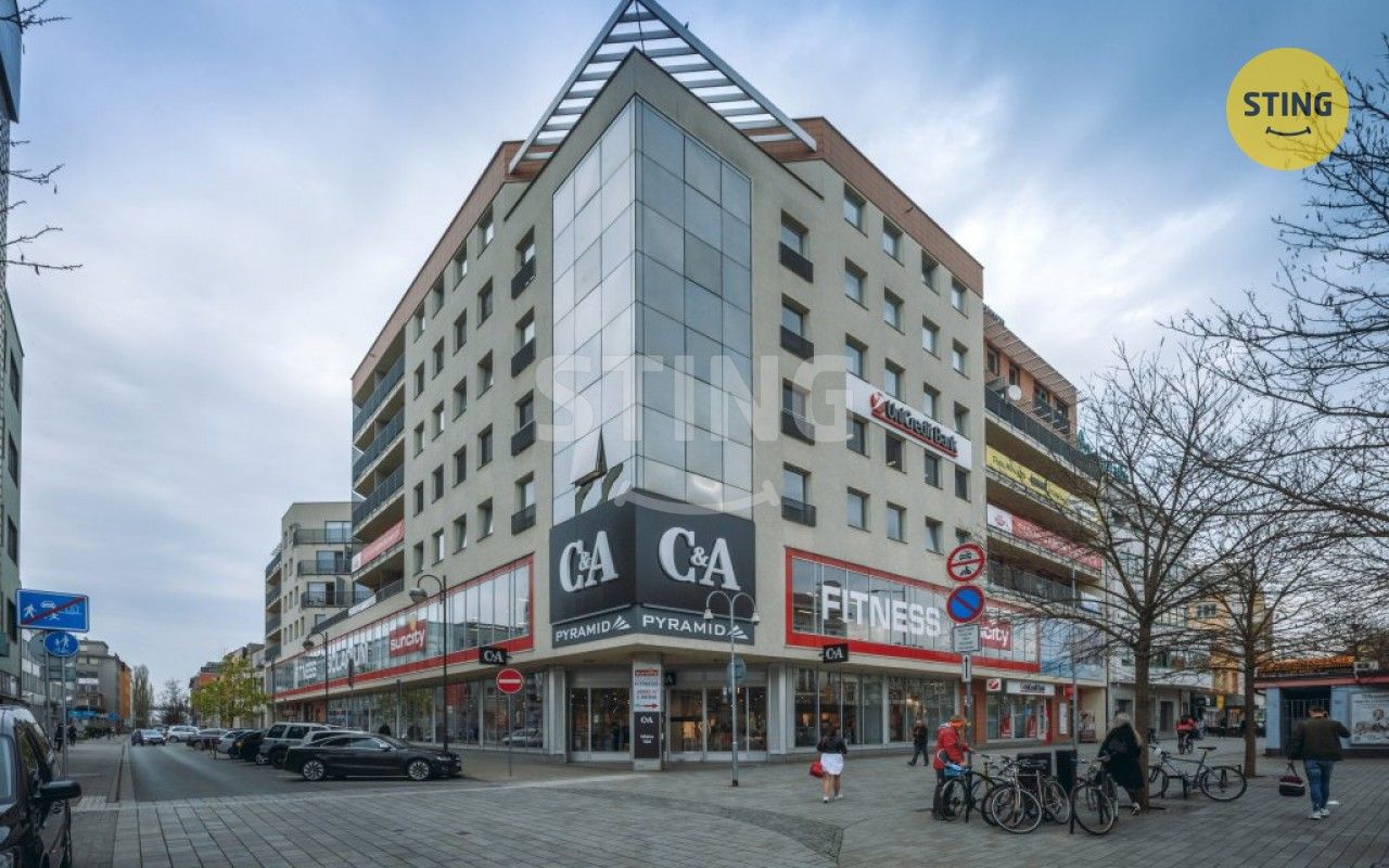 Kanceláře, třída Míru, Pardubice, 65 m² - 1