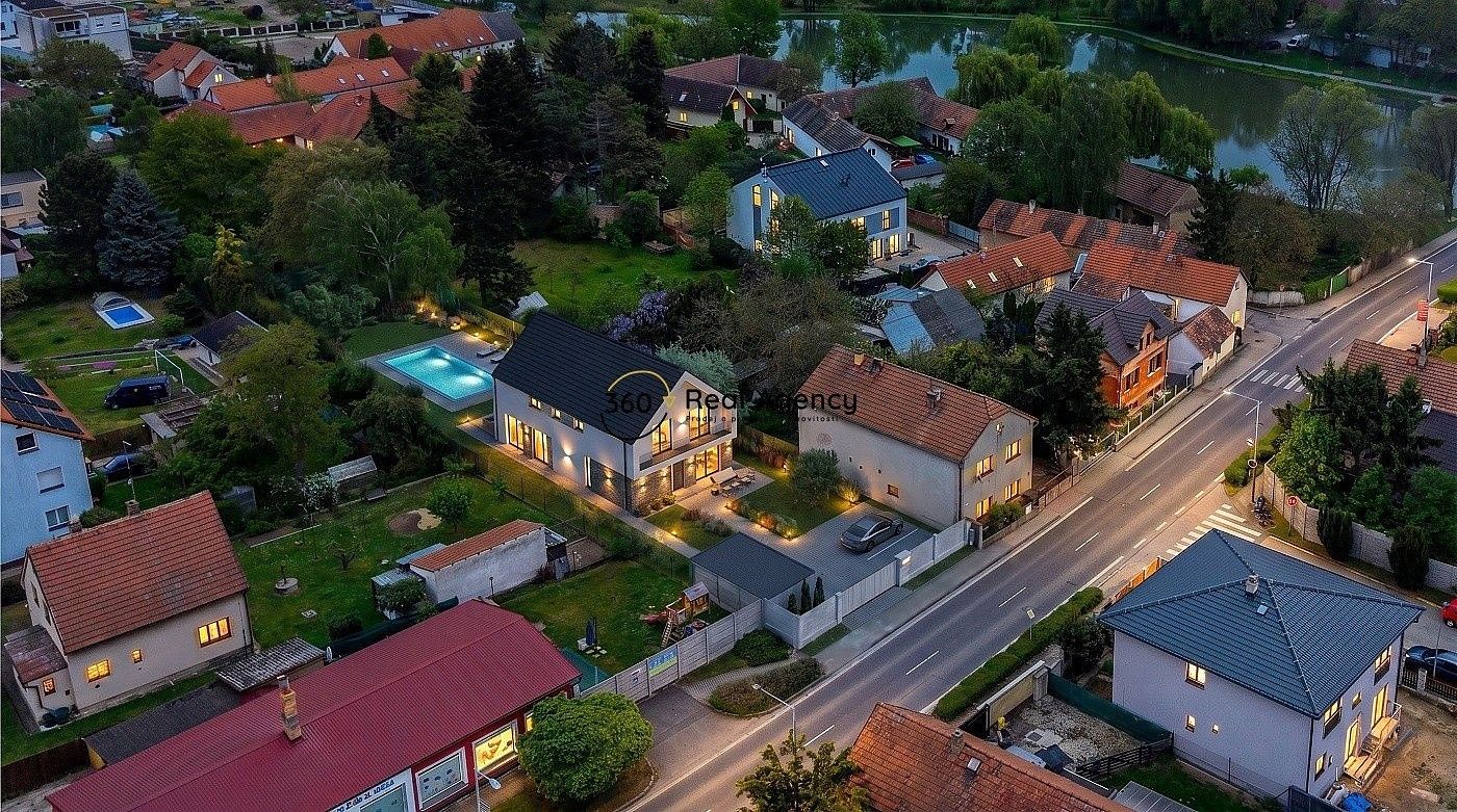Pozemek pro bydlení, 1 418 m²