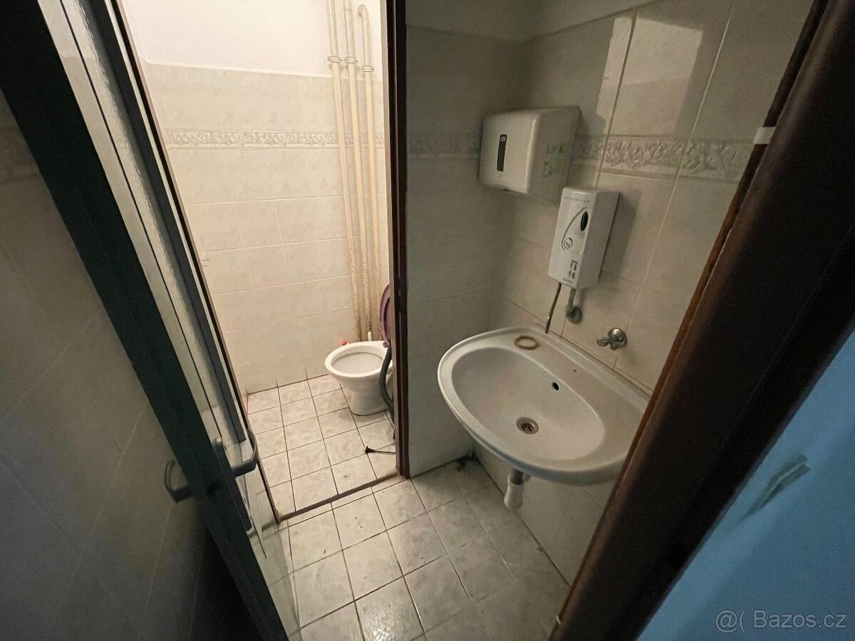 Obchodní prostory · Rtyně v Podkrkonoší, 542 33 - 4