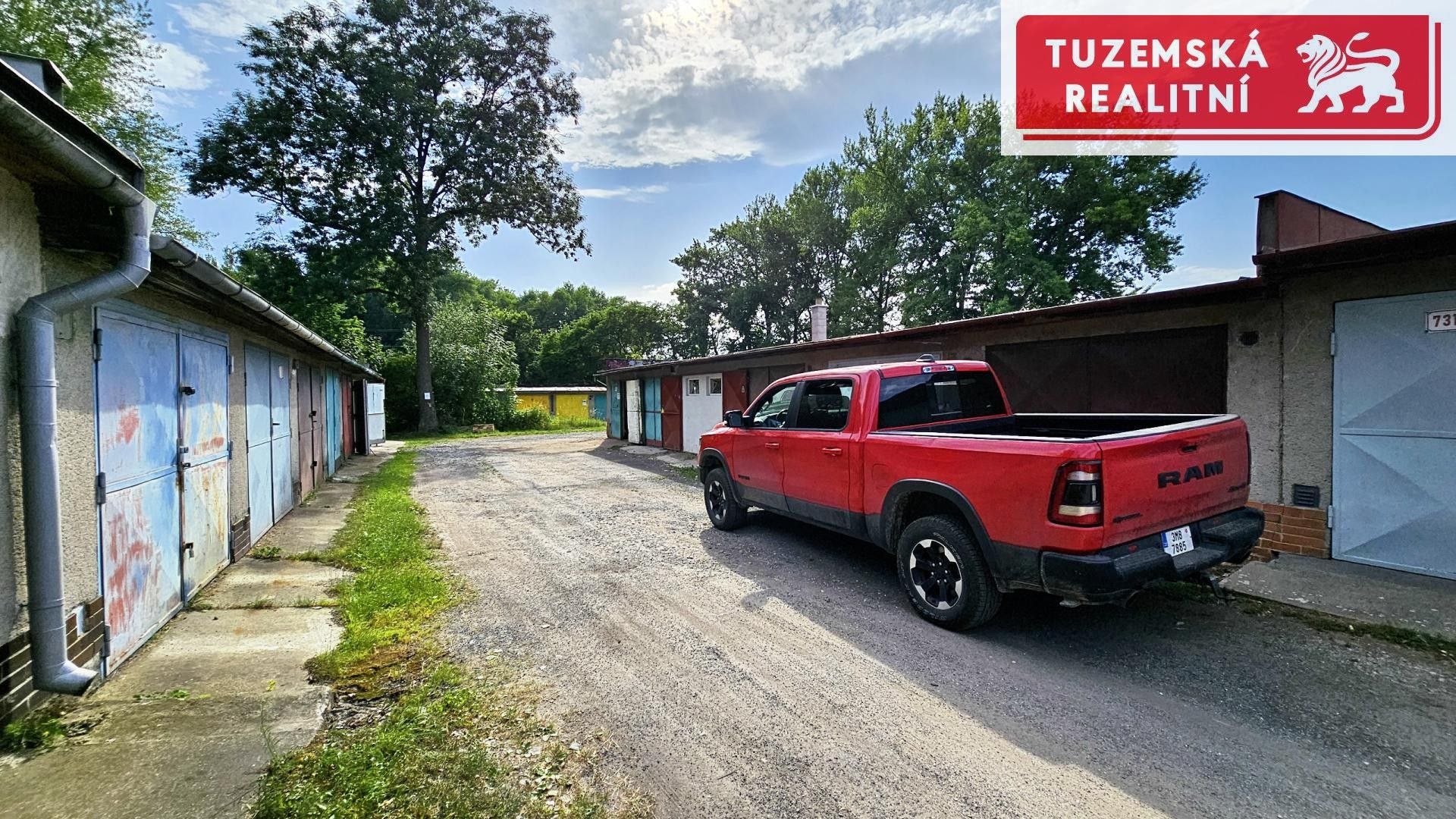 Pronájem garáž - Závodní, Šternberk, 145 m²