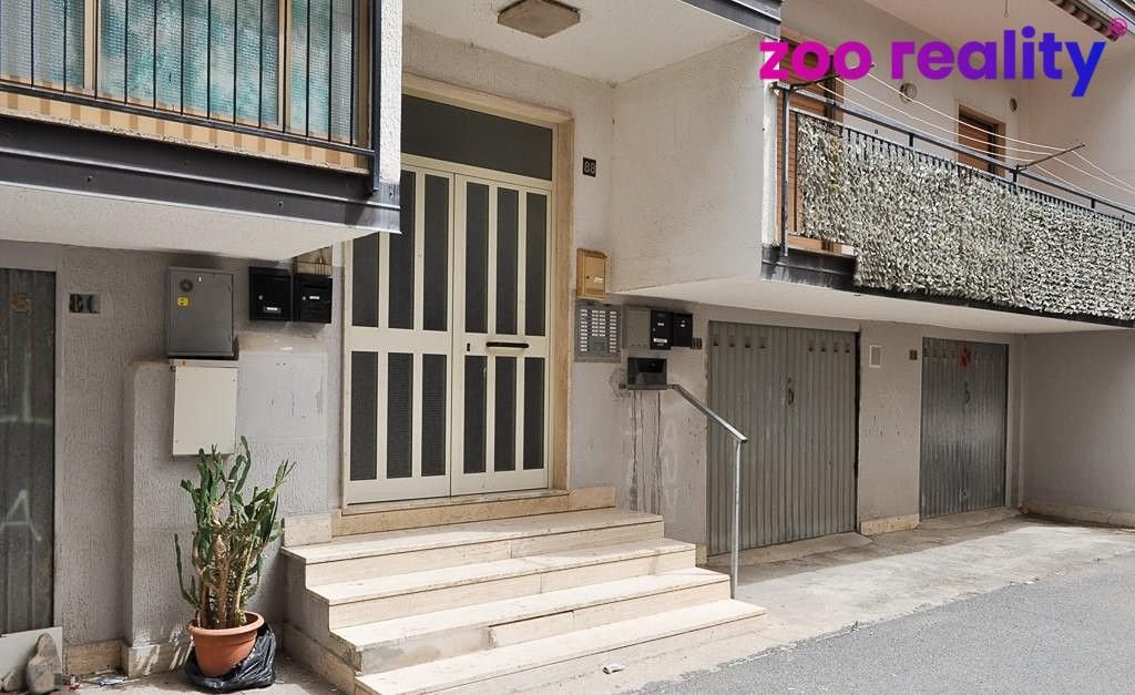 Prodej byt - 987 66, Zahraničí