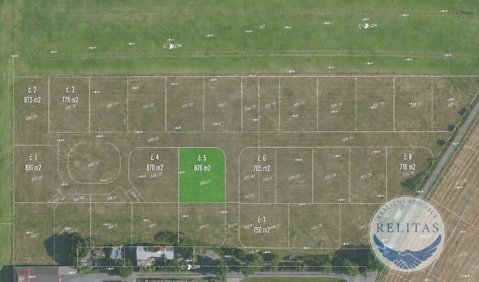 Pozemek pro bydlení, 879 m²