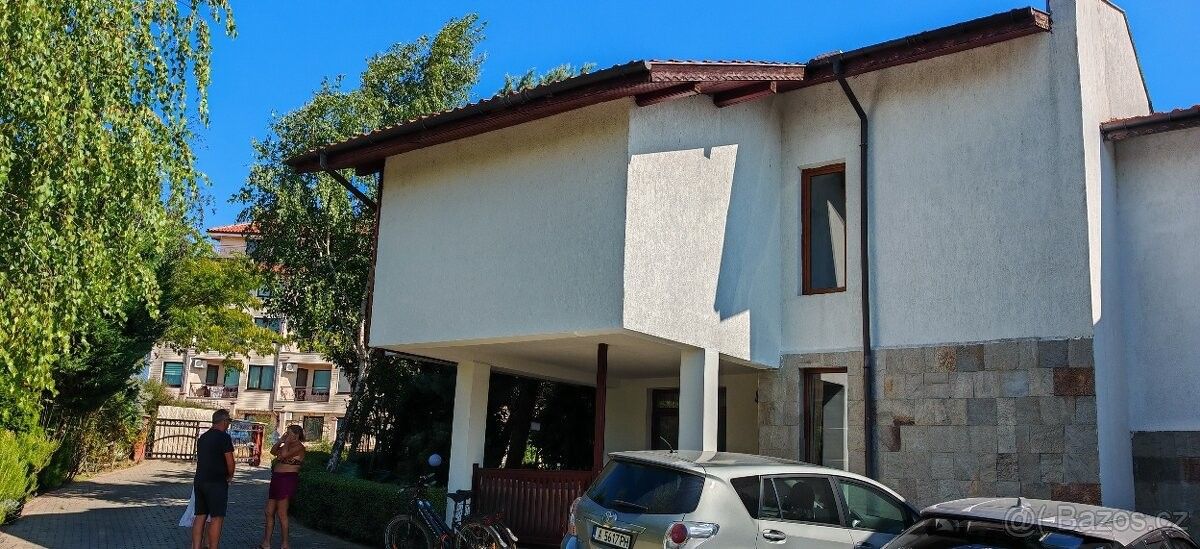 Rodinné domy, 987 66, Zahraničí - 2