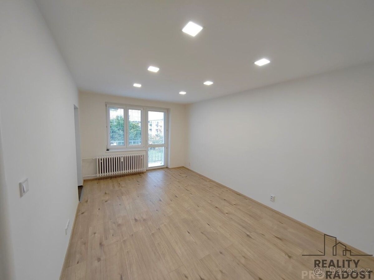 Pronájem byt - Hodonín, 695 01