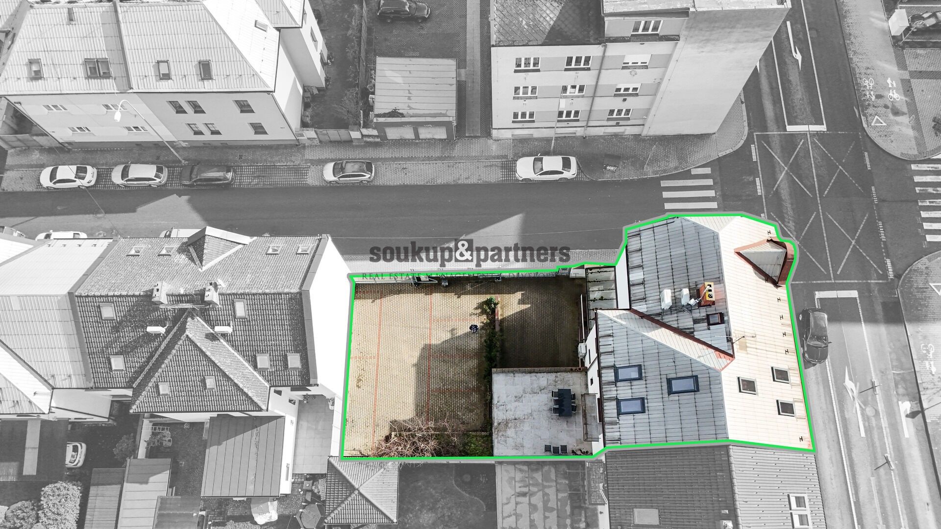 Prodej obchodní prostory - Sirotkova , Mladá Boleslav, 384 m²