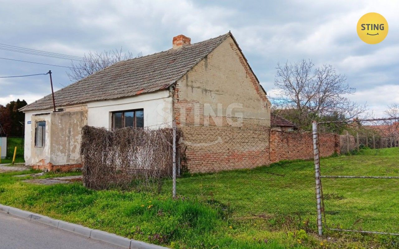 Rodinné domy, Zahradní, Šanov, 90 m²