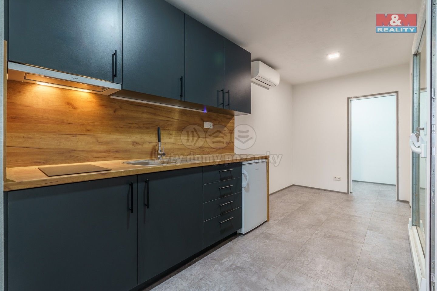 Prodej ostatní - Vrchlického, Cheb, 30 m²