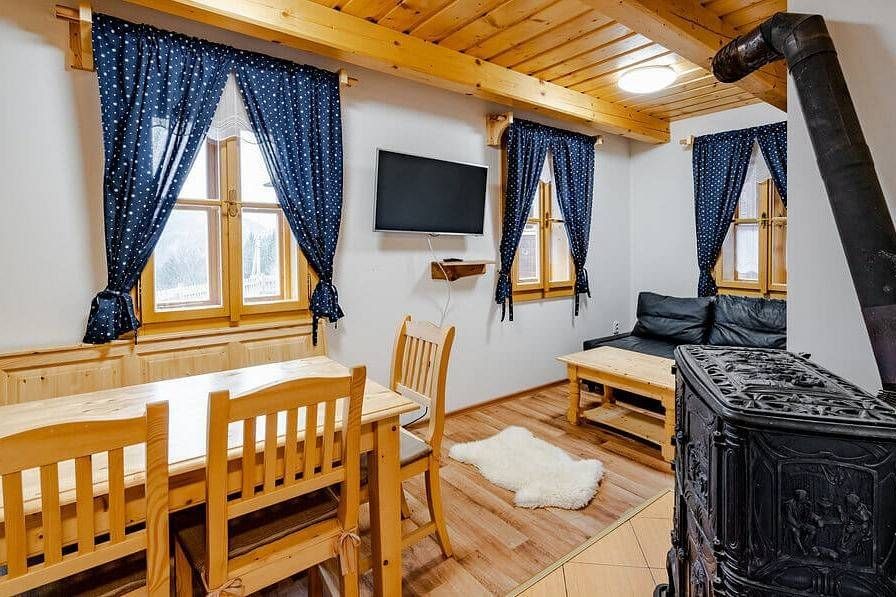 Chaty, Velké Karlovice - Malé Karlovice, Zlínský kraj - 2