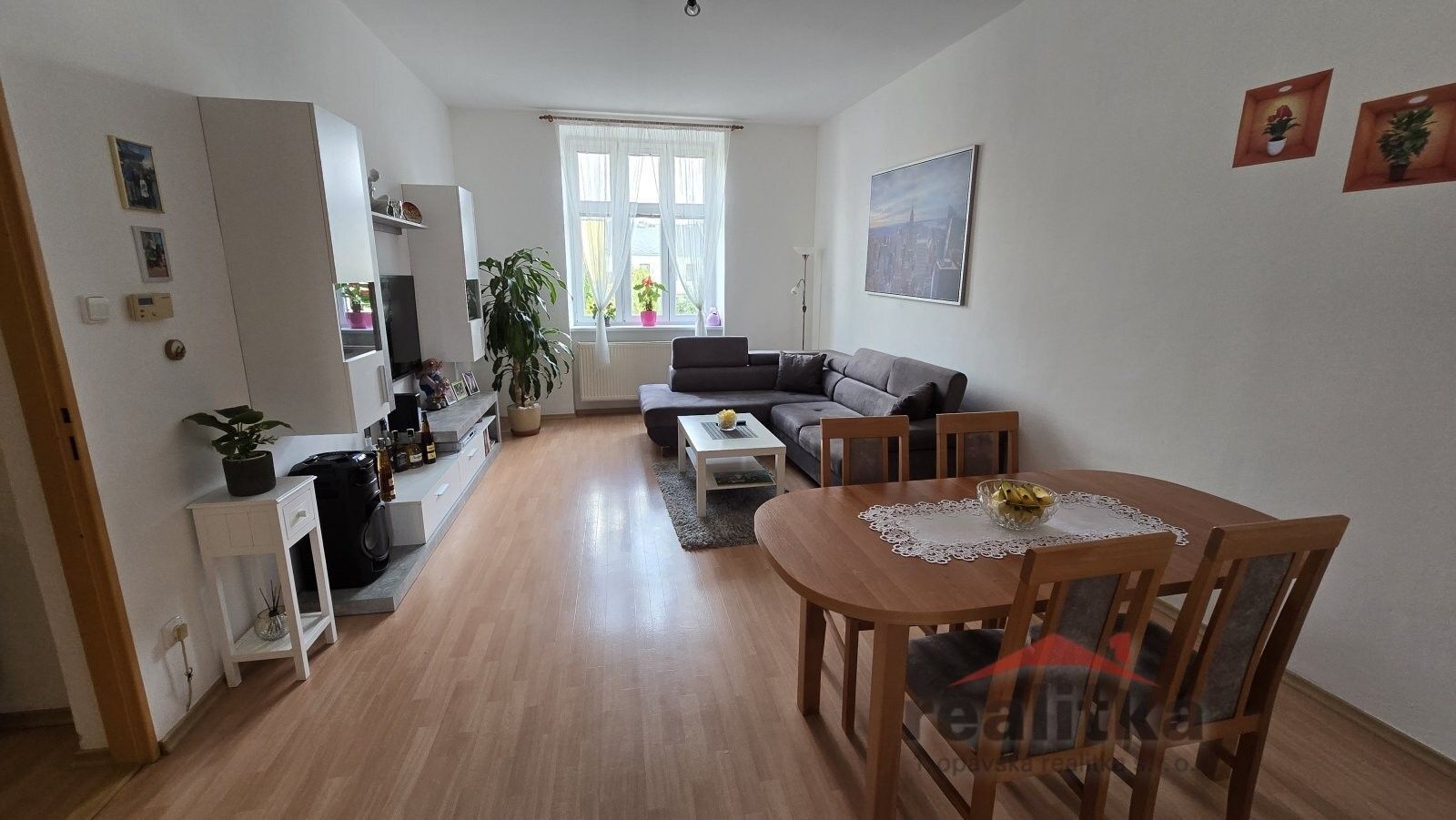 2+1, Opava (nečleněná část města), Opava, 77 m²