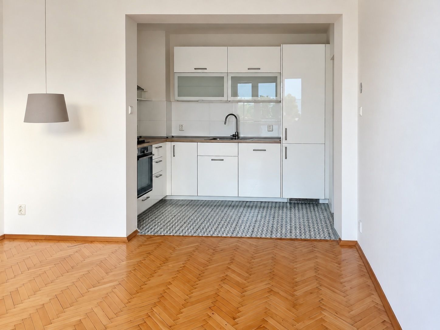 Pronájem byt 3+kk - Zdaru, Praha - Nusle, 70 m² - 5