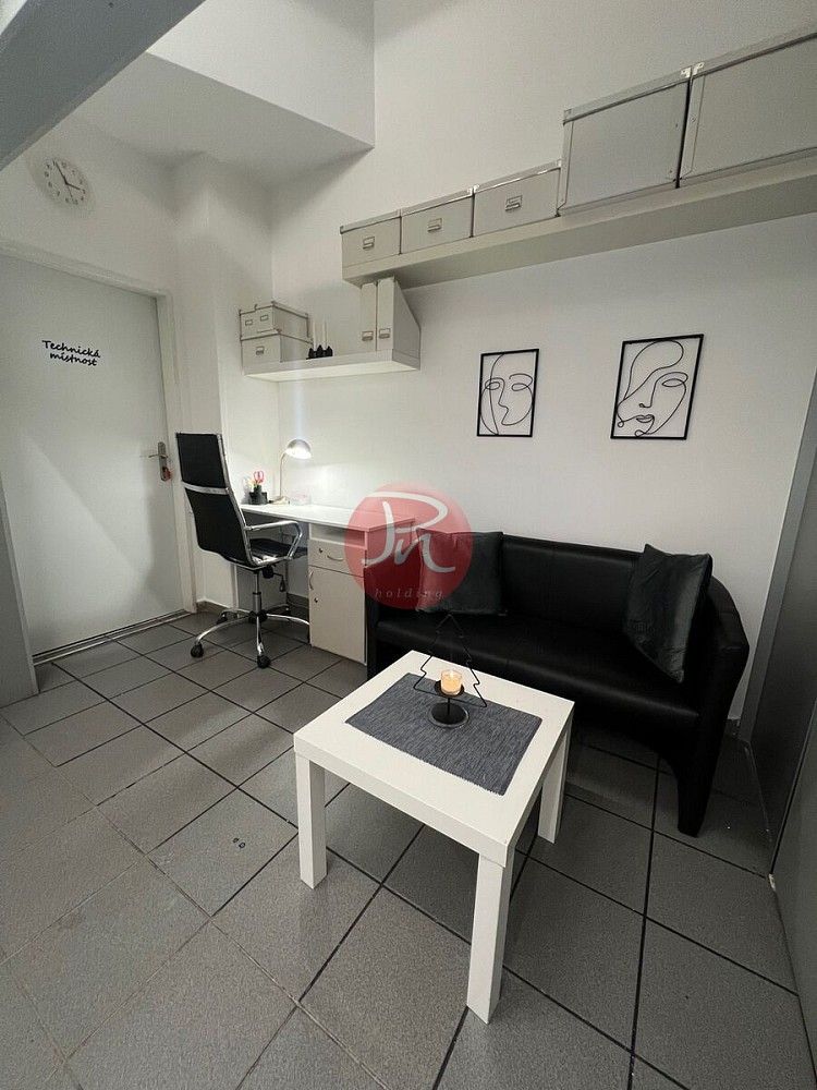 Komerční nemovitost · 2 m² · Ostrava - Moravská Ostrava, okres Ostrava-město, Moravskoslezský kraj - 4