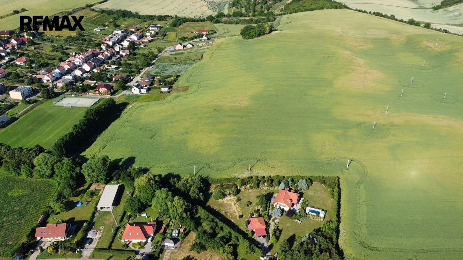 Pozemky pro bydlení, Kostelec, 23 608 m² - 1