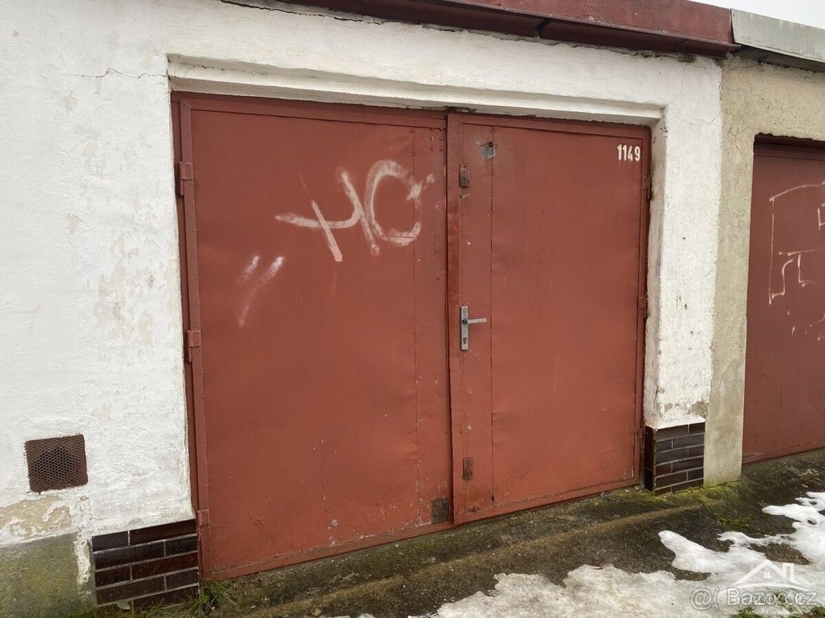 Garáže, Jihlava, 586 01