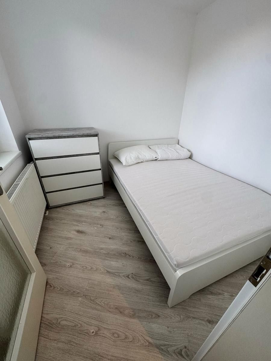 Byt 2+kk · 65 m² · Altajská, Praha - 4