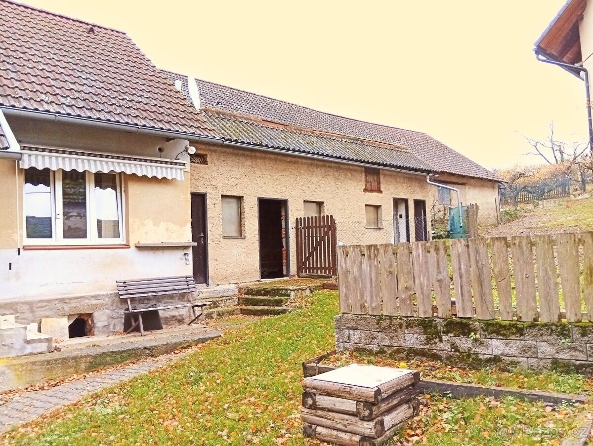 Prodej chata - Benešov u Prahy, 256 01