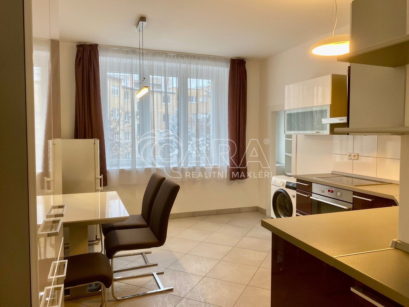 1+1, Na Zlatnici, Praha, 38 m²