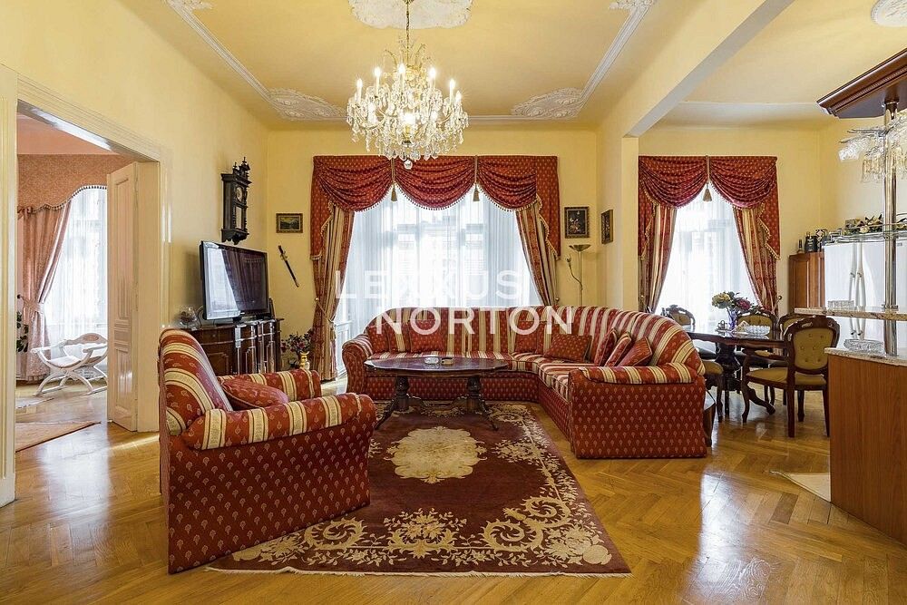 4+kk, Zborovská, Praha 5 - Smíchov, 149 m²