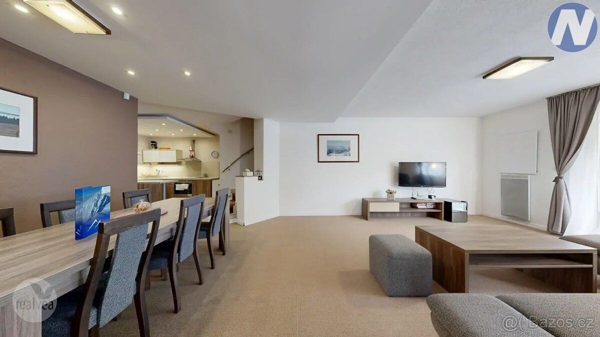 Prodej byt - 987 65, Slovensko