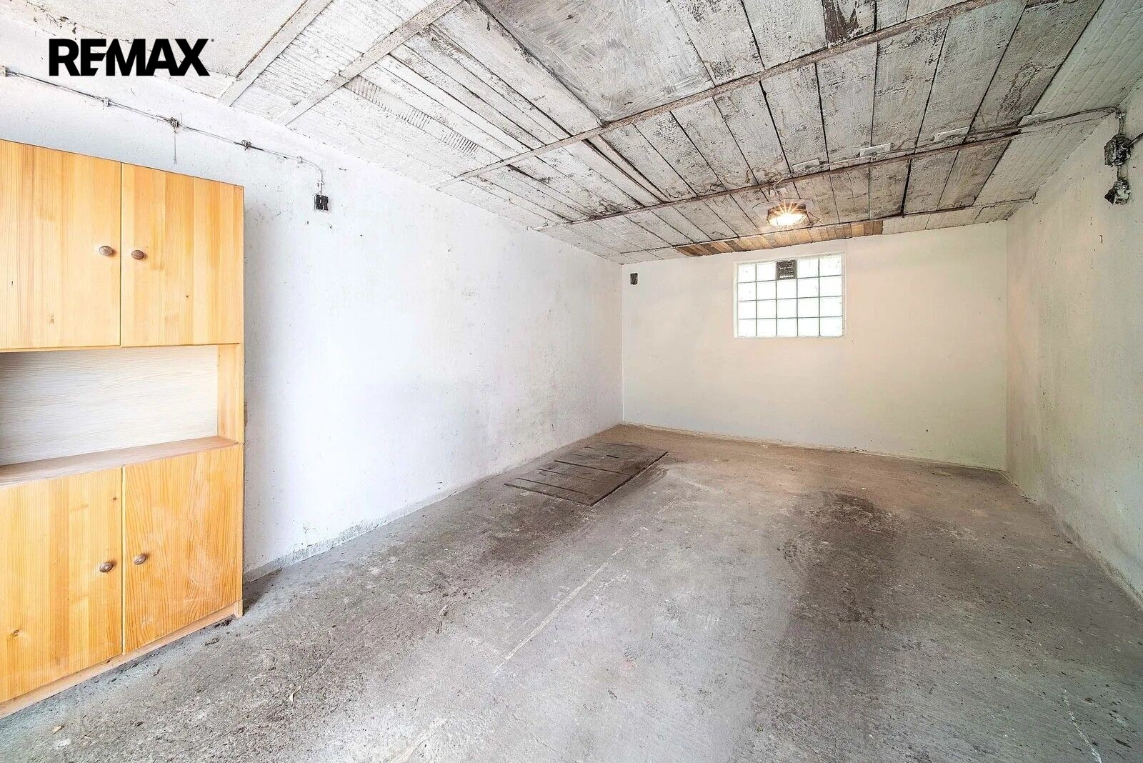 Pronájem garáž - V soudním, Praha Klánovice, 22 m² - 2