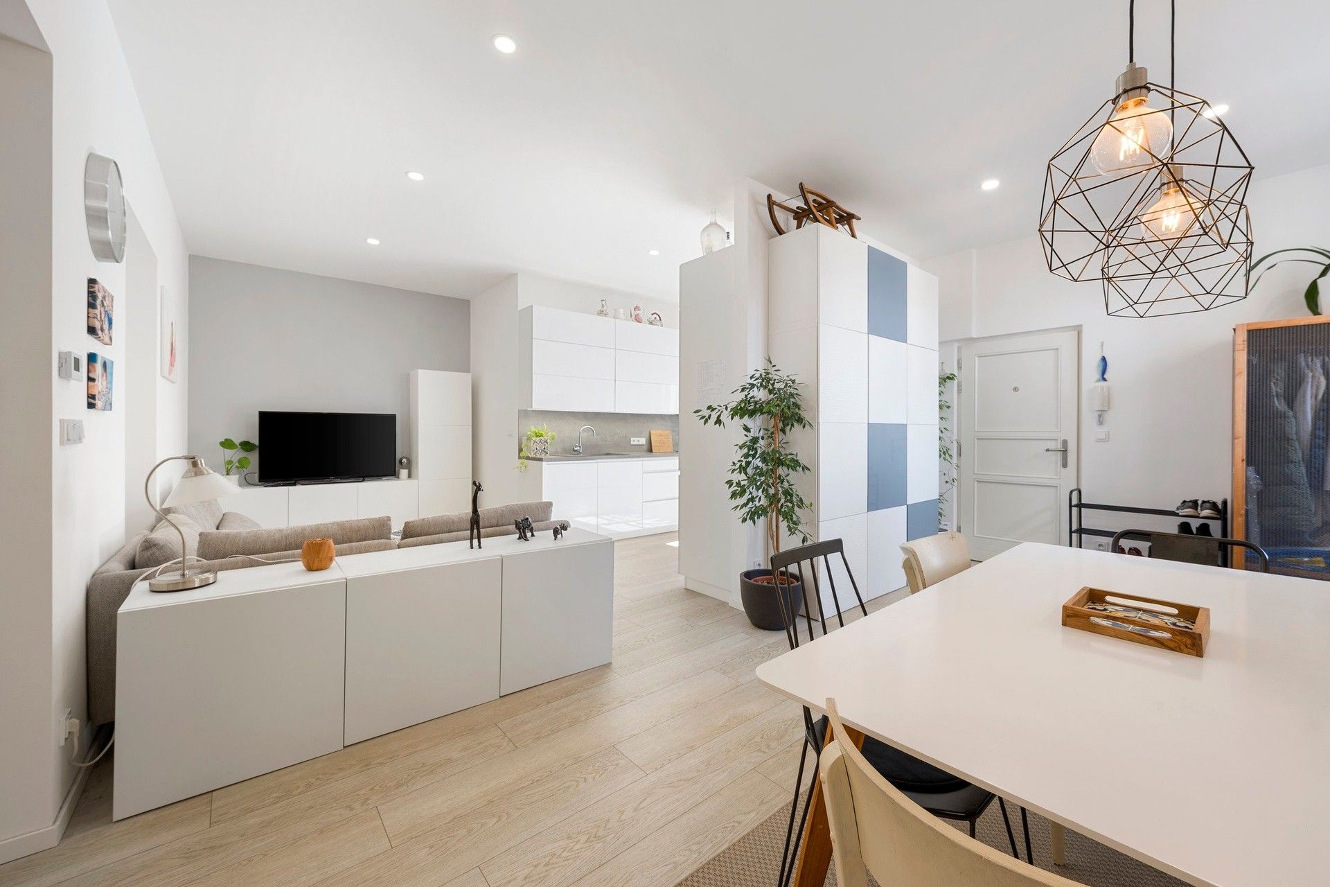 4+kk, Pobřežní, Praha, 111 m² - 1