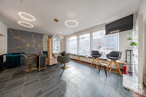 Pronájem obchodní prostory - Kunovice, 686 04