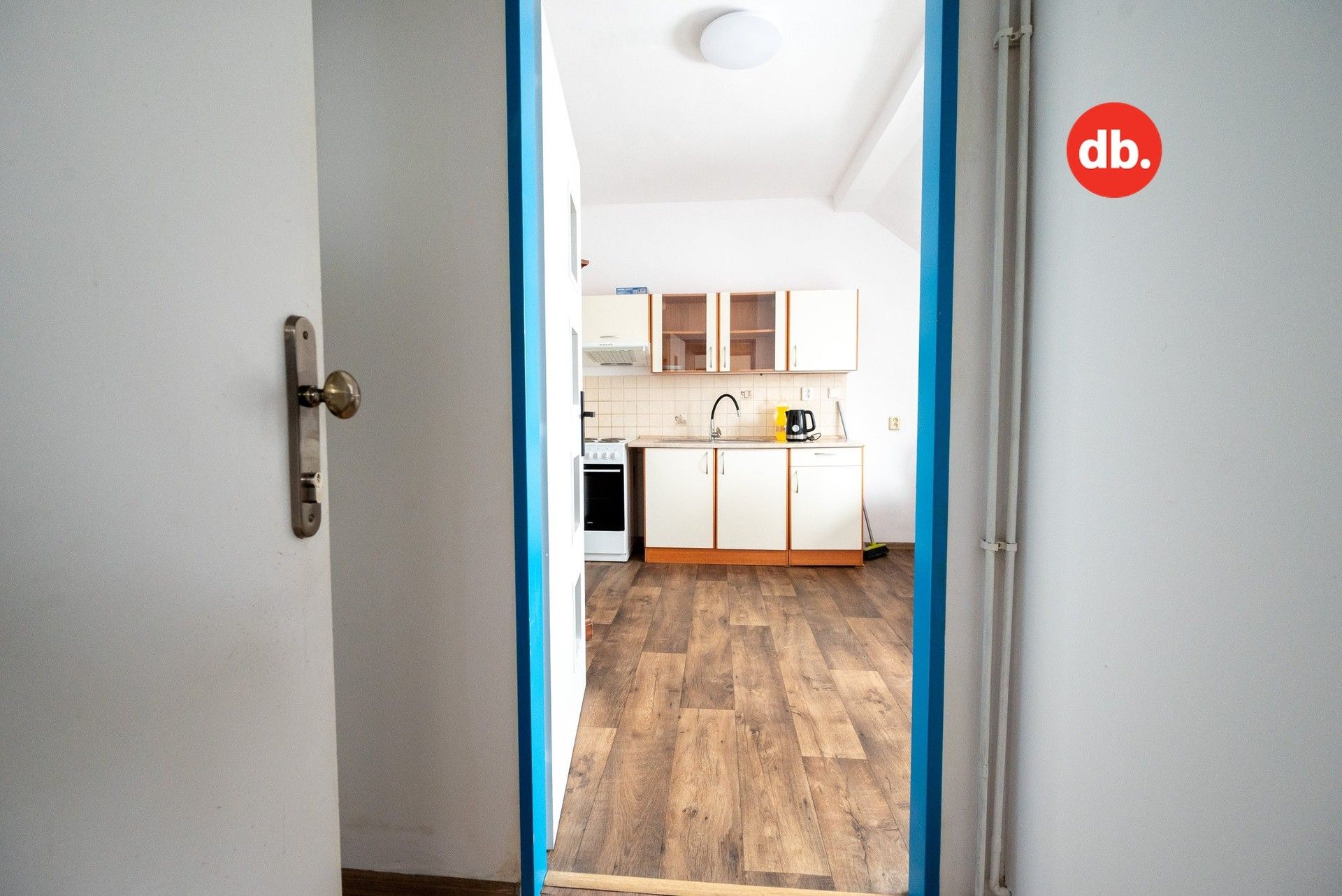 Prodej byt 1+1 - Jabloňová, Karlovy Vary Stará Role, 45 m² - 5