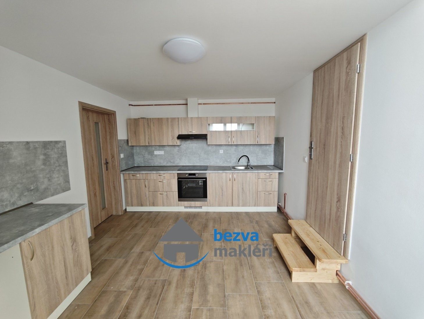 3+1, K Višňovce, Pardubice, 88 m² - 1