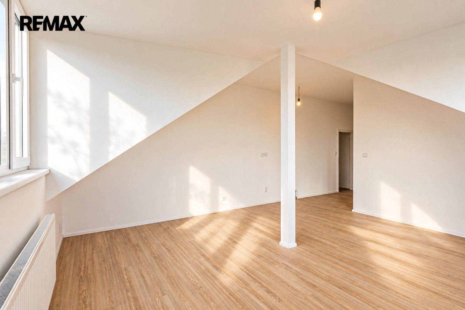 Byt 2+kk · 48 m² · Jeseniova 1692, Praha Žižkov - 4